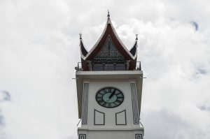 tour de l'horloge à bukittinggi